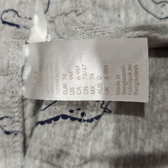 H&M boys dinosaur outfit - Picture 7 of 8